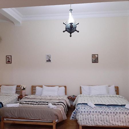 Royal Apartment In Talaat Harb Downtown カイロ エクステリア 写真