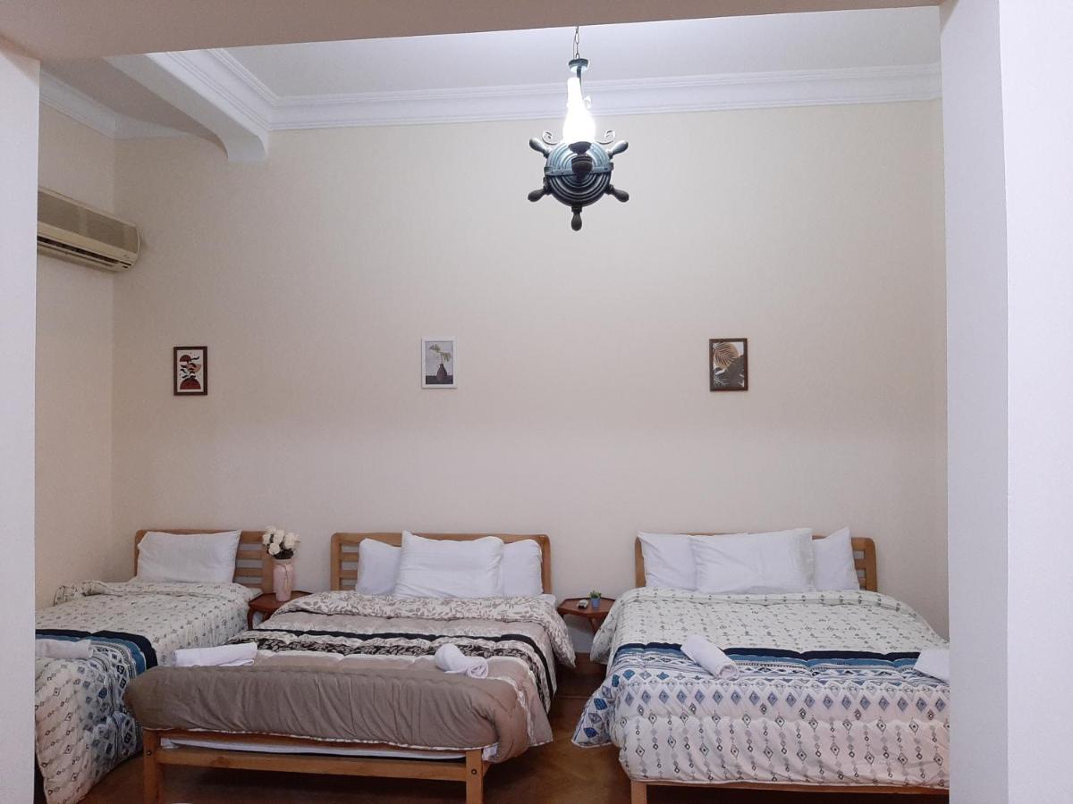 Royal Apartment In Talaat Harb Downtown カイロ エクステリア 写真