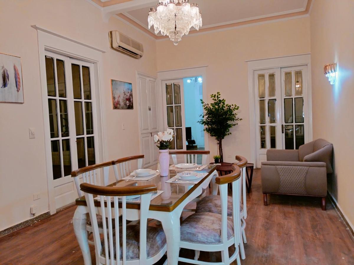 Royal Apartment In Talaat Harb Downtown カイロ エクステリア 写真