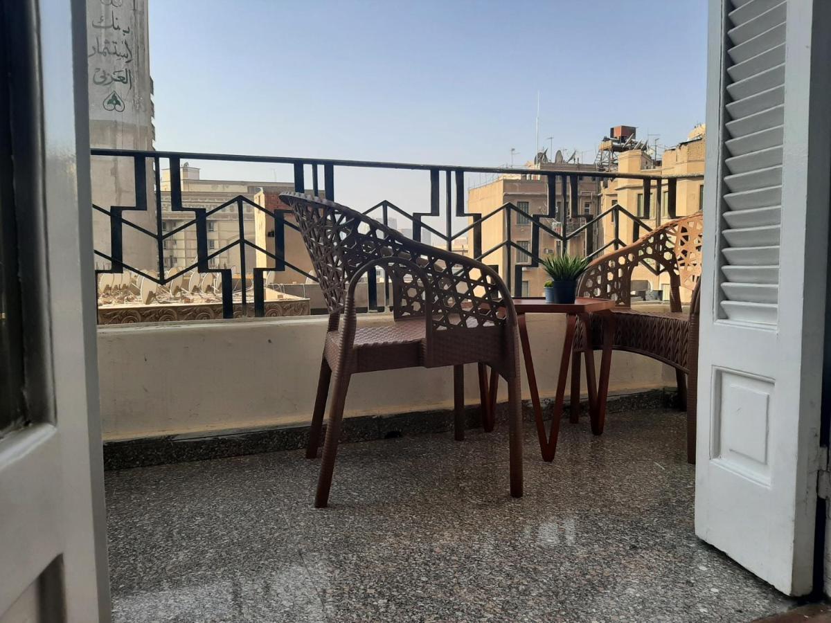 Royal Apartment In Talaat Harb Downtown カイロ エクステリア 写真