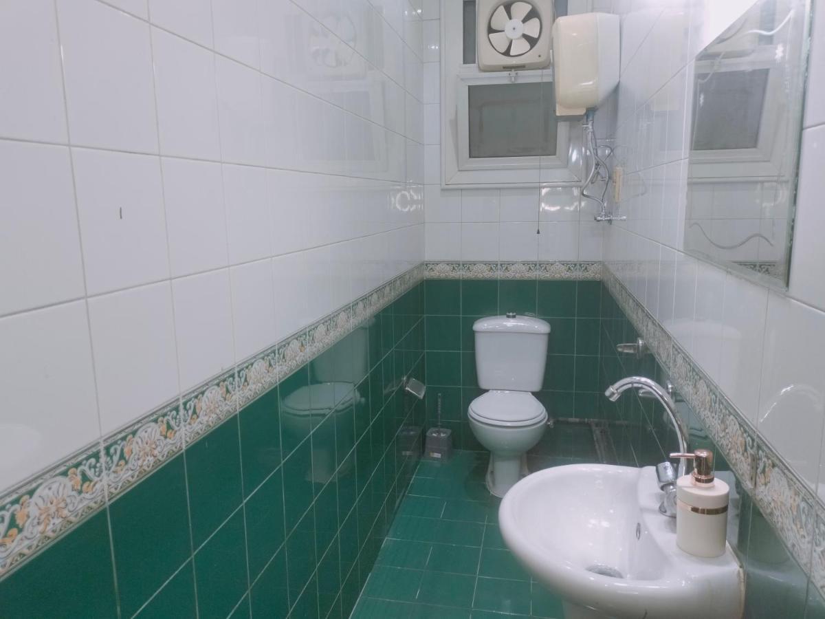 Royal Apartment In Talaat Harb Downtown カイロ エクステリア 写真